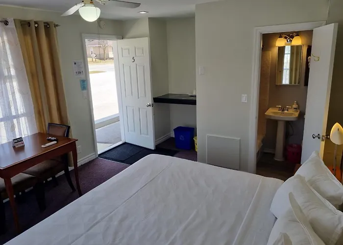 Manor Motel